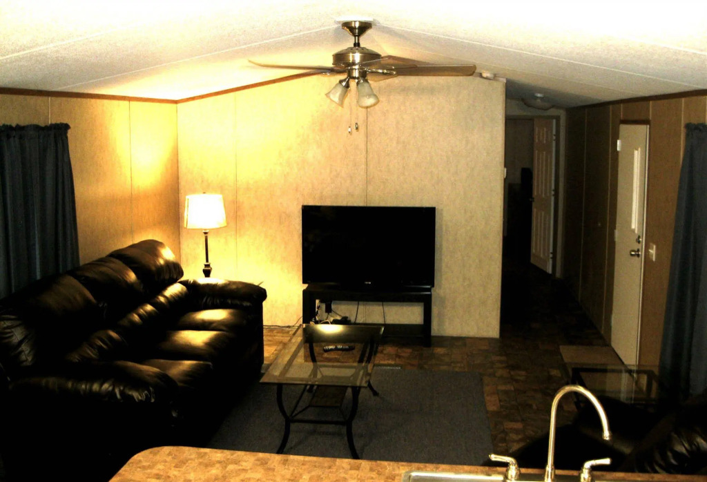 Eagle Ford Lodging