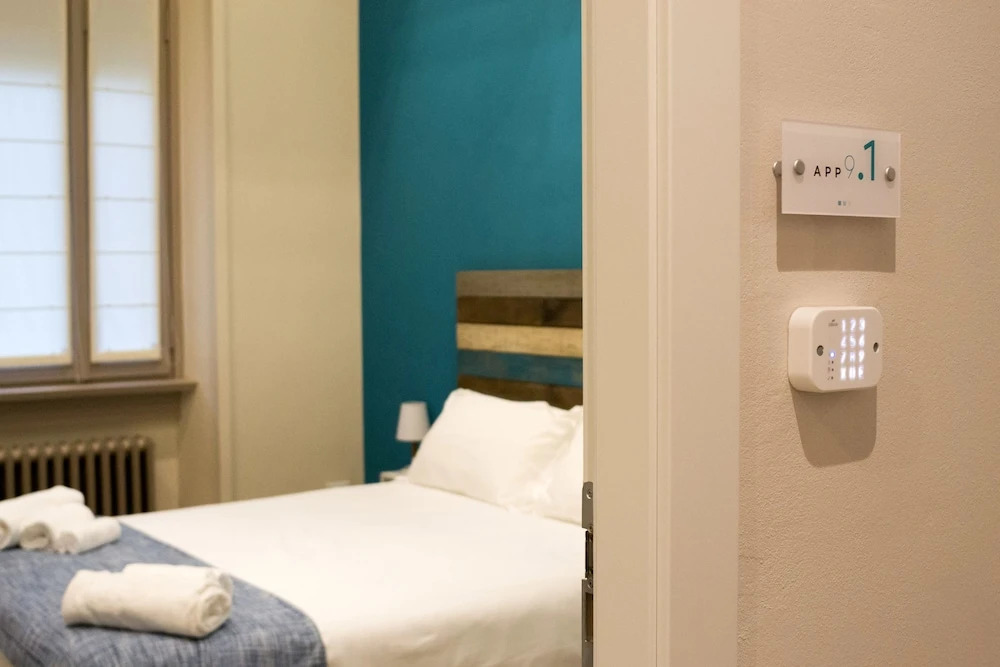 APP9 - rooms and apartments