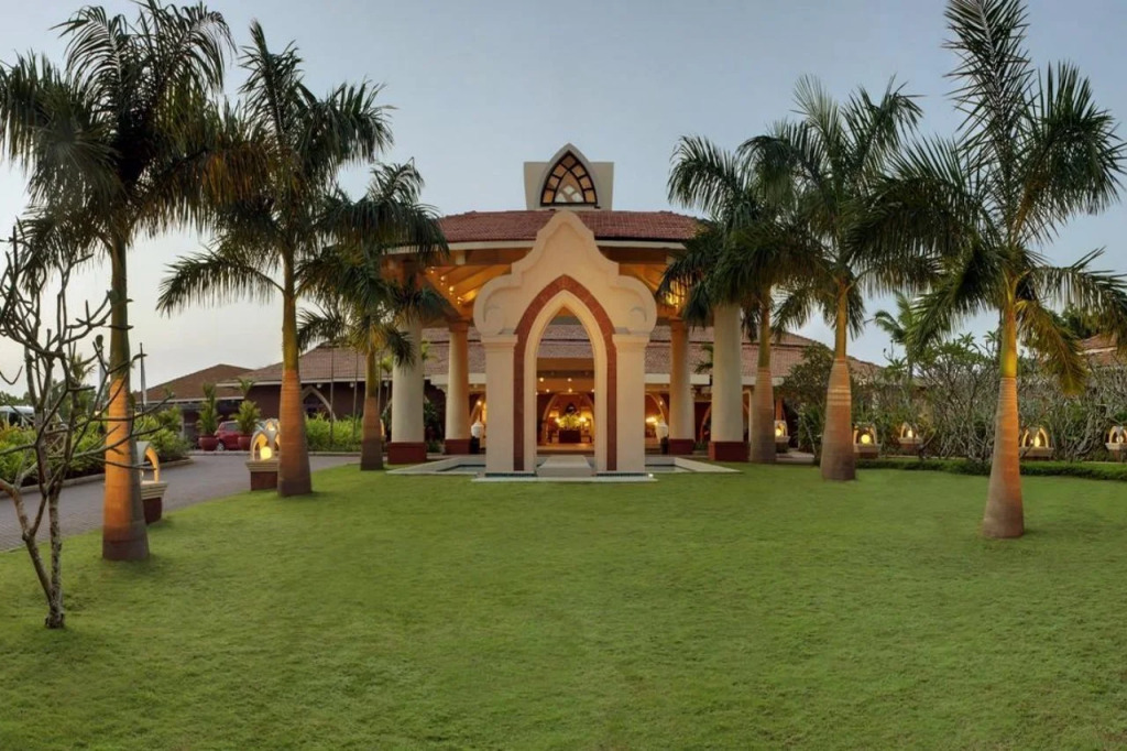 Caravela Beach Resort