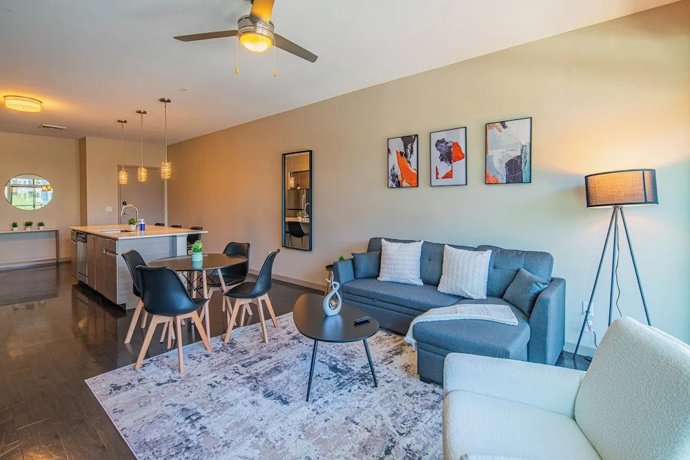 ROVE LIVING/KL - Iluminate