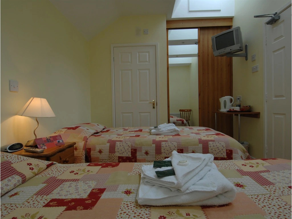 The Globe Hotel