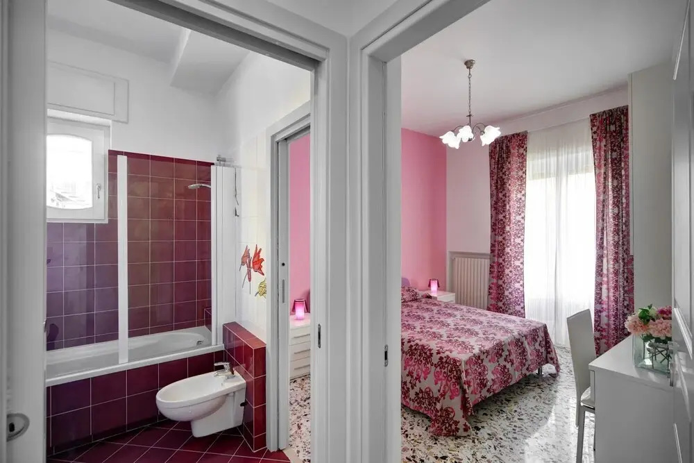 Stella House Comfortable 3 Bedrooms Large Apartment in the Center