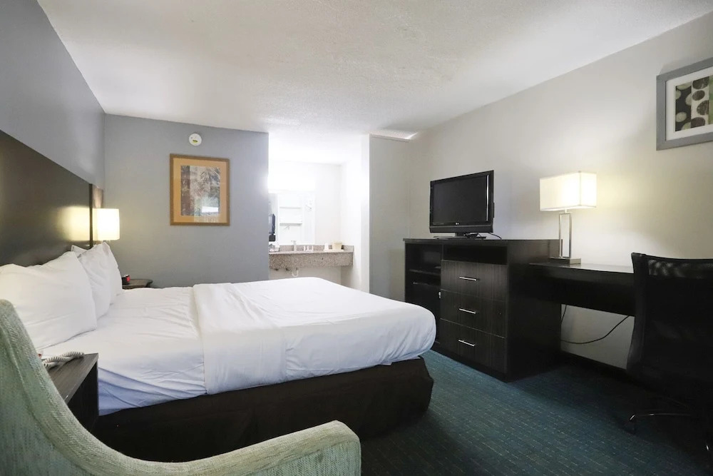 Greenville Inn & Suites