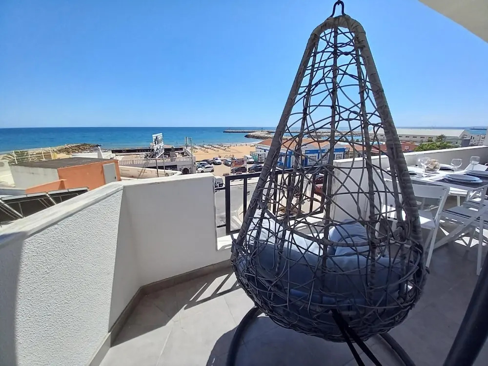 T2 Gaveto Vista Mar Frente Praia