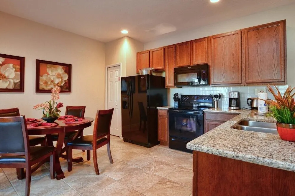 Veranda Palms- 5 Bedroom Pool Home- 1702VP