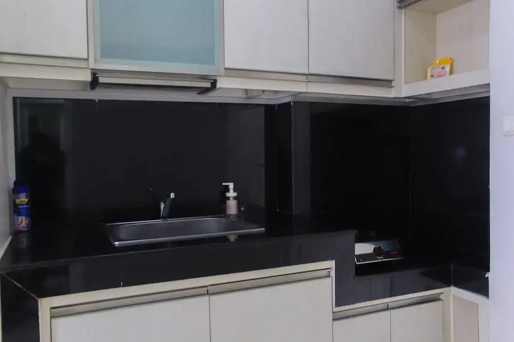 Cozy and Homey Studio Room Apartment at Silkwood Residences