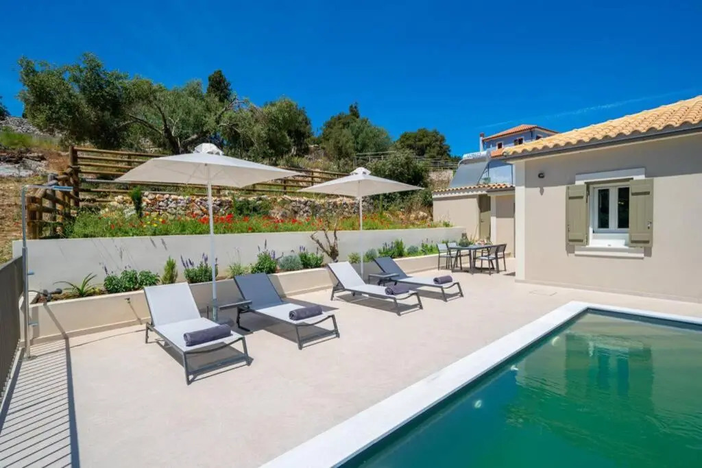 Luxury Seafront Villa Liberty with pool in Fiskardo