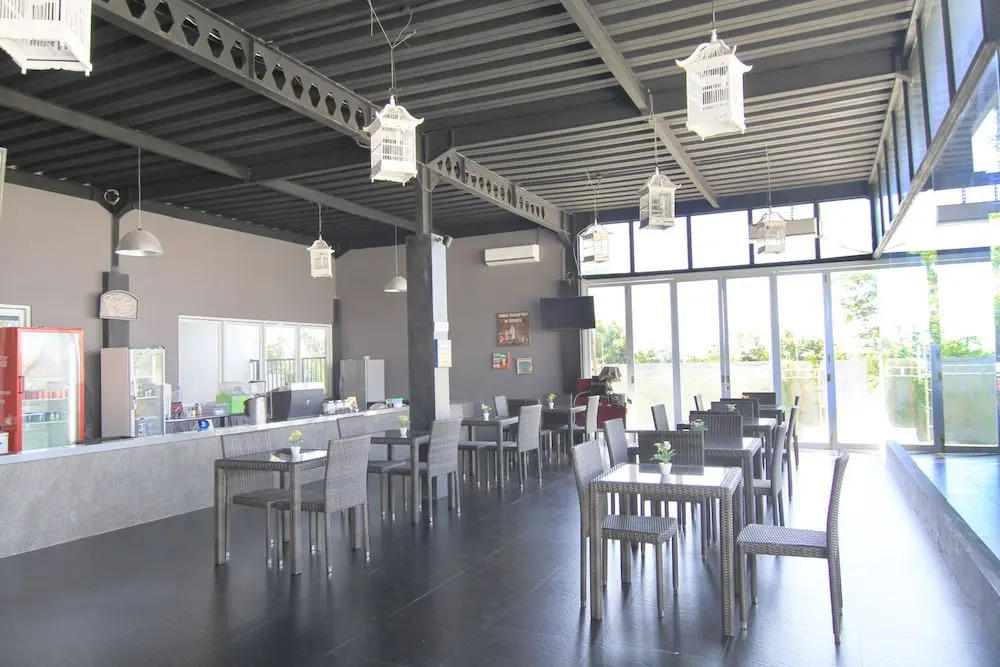 巴厘岛艾里金巴兰努安萨帖木儿科里比诺阿酒店(Airy Premier Jimbaran Nuansa Timur Kori Bali)