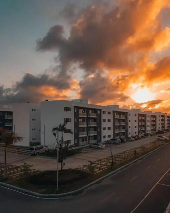 Beautiful apartment in thecity 25min from thebeach