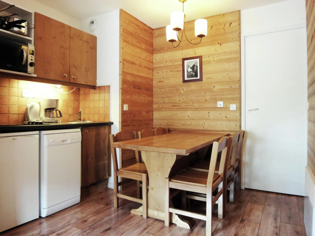 Comfortable two bedroom apartment, located on the slopes in Meribel-Mottaret
