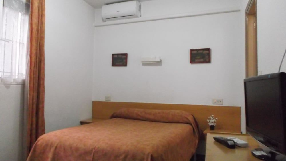 Hotel Arce