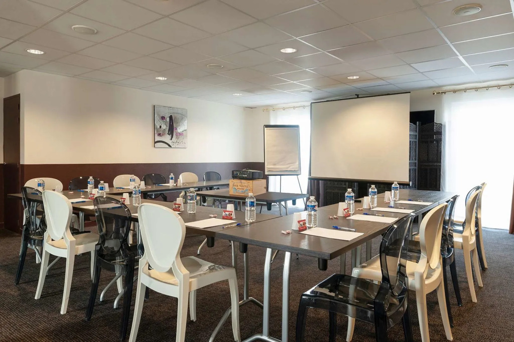 BRIT HOTEL CONFORT ALEXIA - La Souterraine