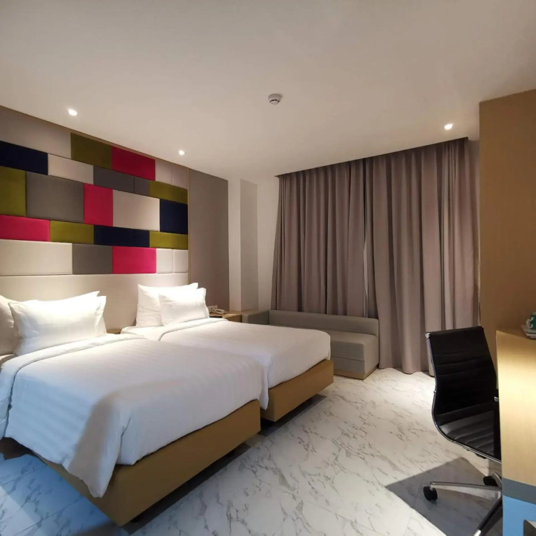 PALM PARK Hotel Surabaya