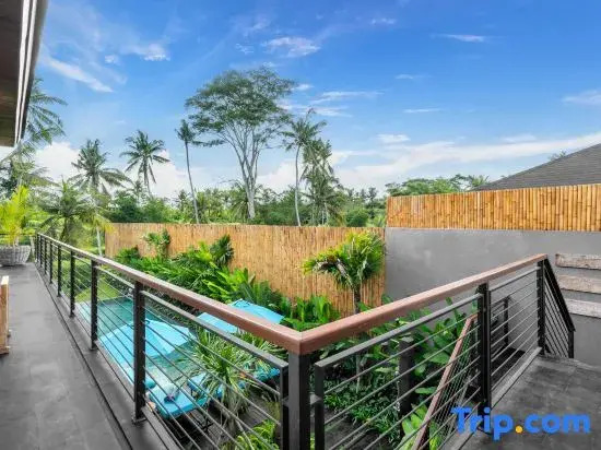 Villa Louna KVYZ3 by BaliSuperHost