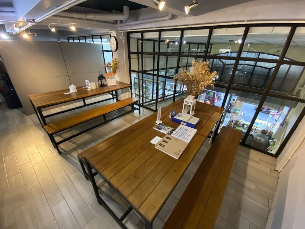 Gate 2Hostel