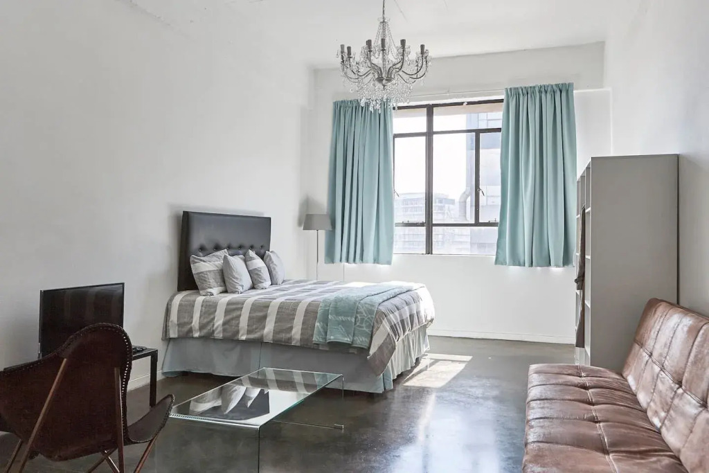 Trendy Art Studio Apartment,Maboneng Joburg