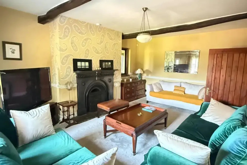 Grange Cottage Retreat in Bolton