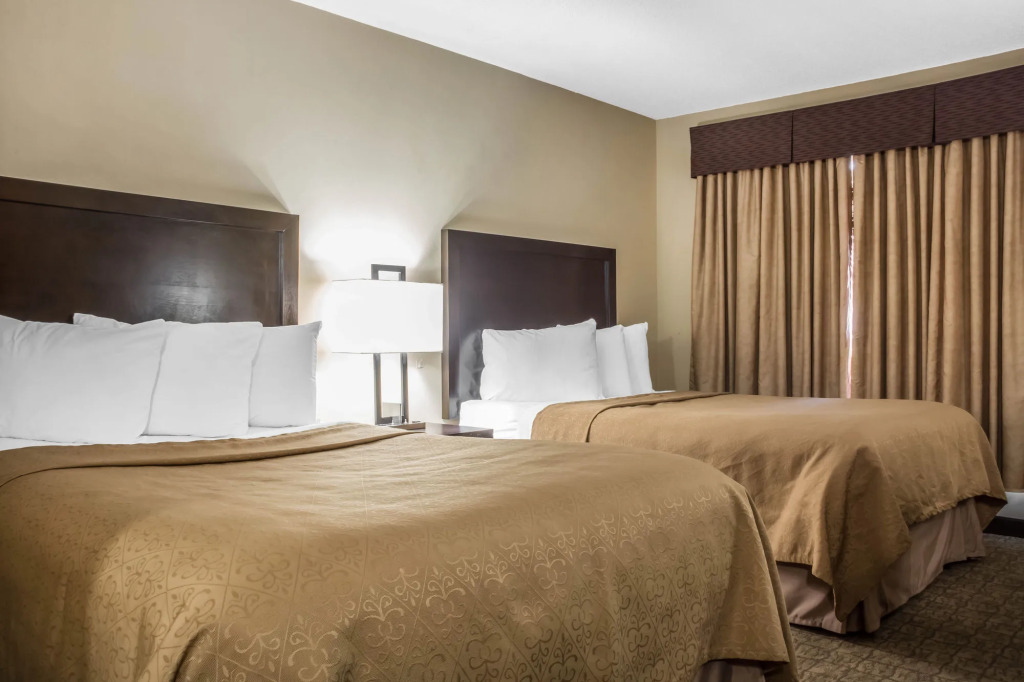 Days Inn by Wyndham Barrie