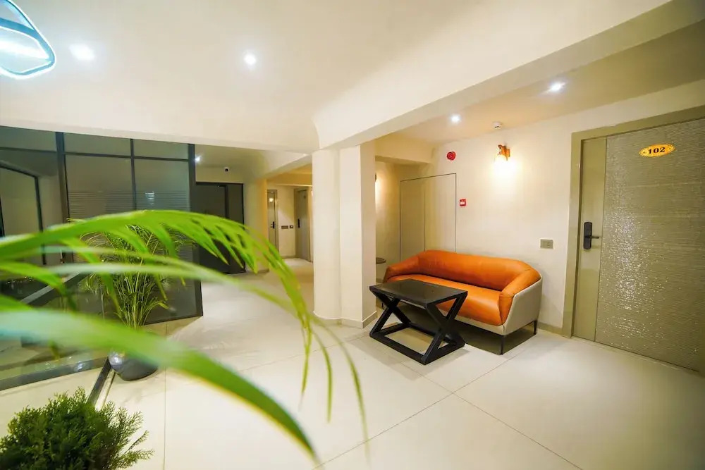 Hotel Shri Anand Vilas