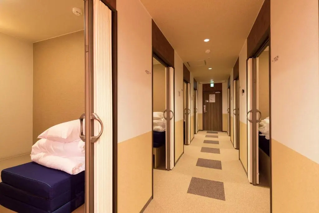Wild Cherry Blossom-HOSTEL,TOKYO KOGANEI