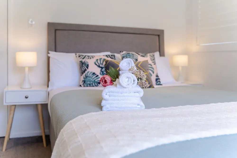 Artemis Modern 2 bedrooms unit in Castor Bay