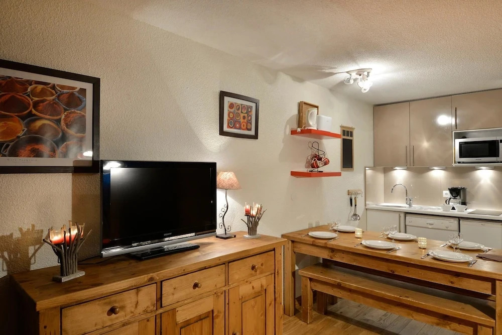 Belle Plagne 3 Rooms Apartment 6 People of 36 m2, on the Slopes And105