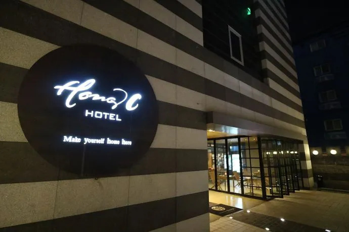 Urbem Suites Apartamentos