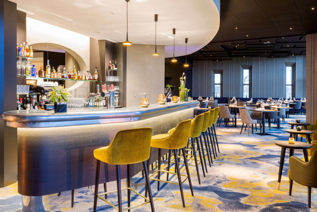 Best Western Plus Hotel Restaurant Les Humanistes proche Route des Vins