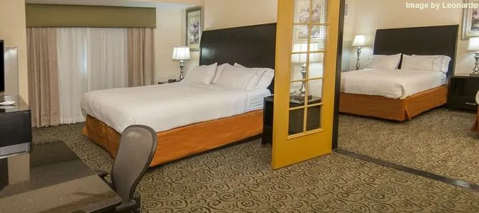 Wyndham Garden Bakersfield