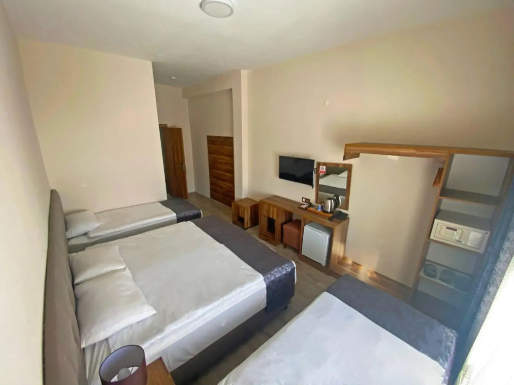 Zümrüt Palas Otel
