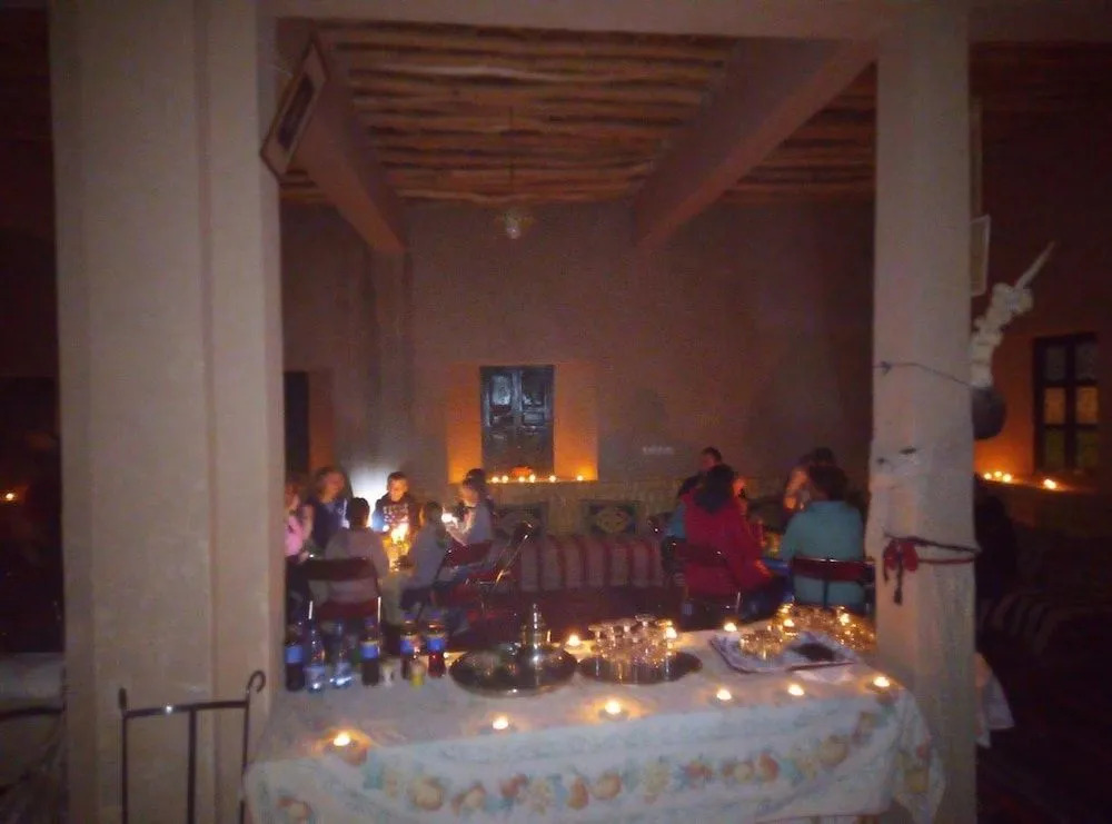 Auberge Restaurant TISSILI " Oasis de Fint"