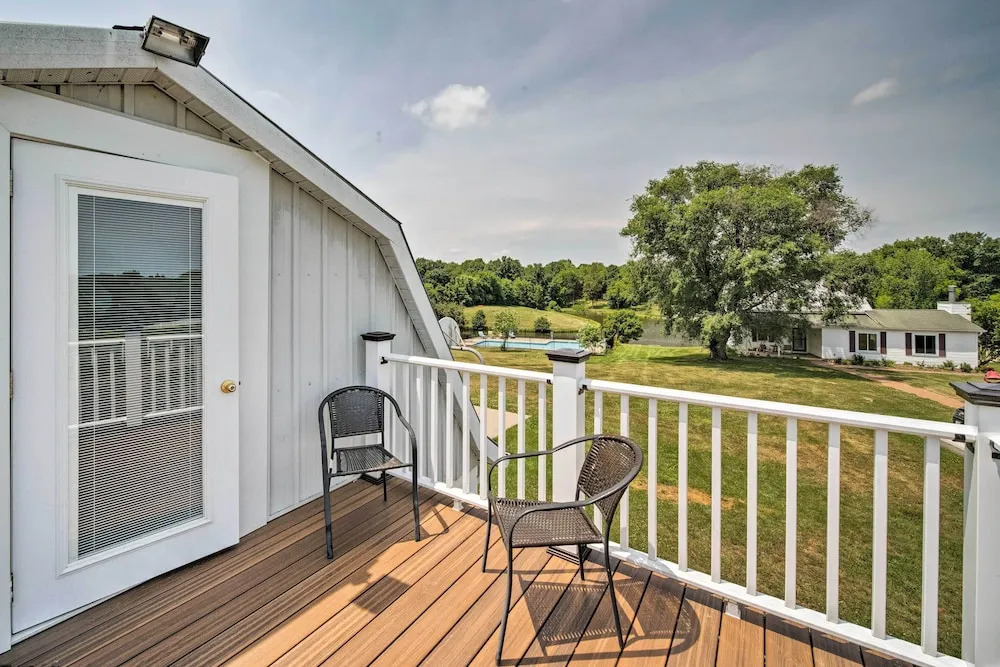 Updated Berger Cottage w/ Pool, on a Private Farm!