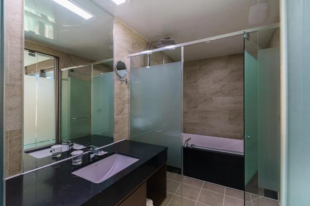 Raonstay in Perla Hotel