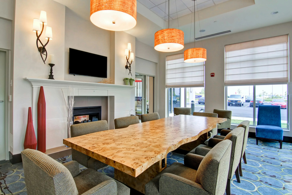 Hilton Garden Inn Woodbridge