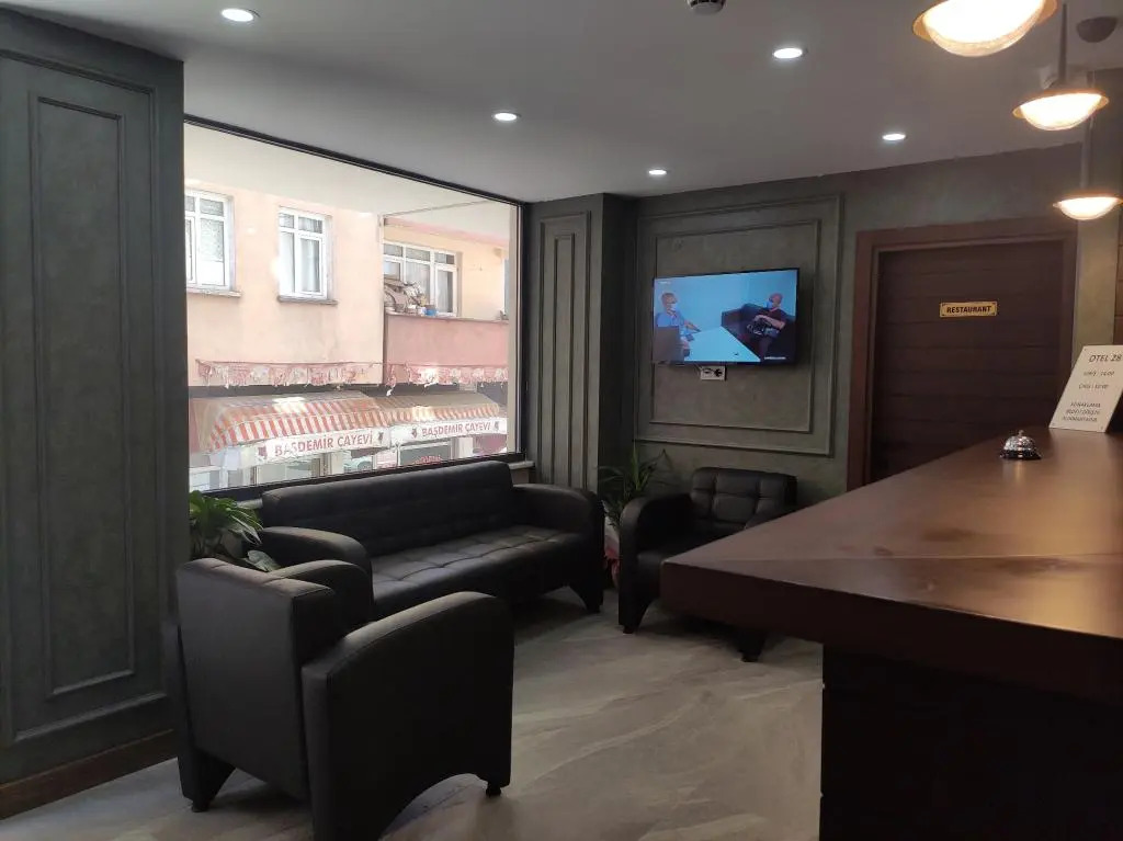 Otel 28