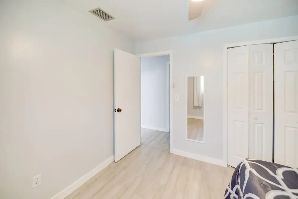 Canal Access & Private Pool: Cape Coral Oasis!