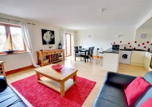 14 Neptune House