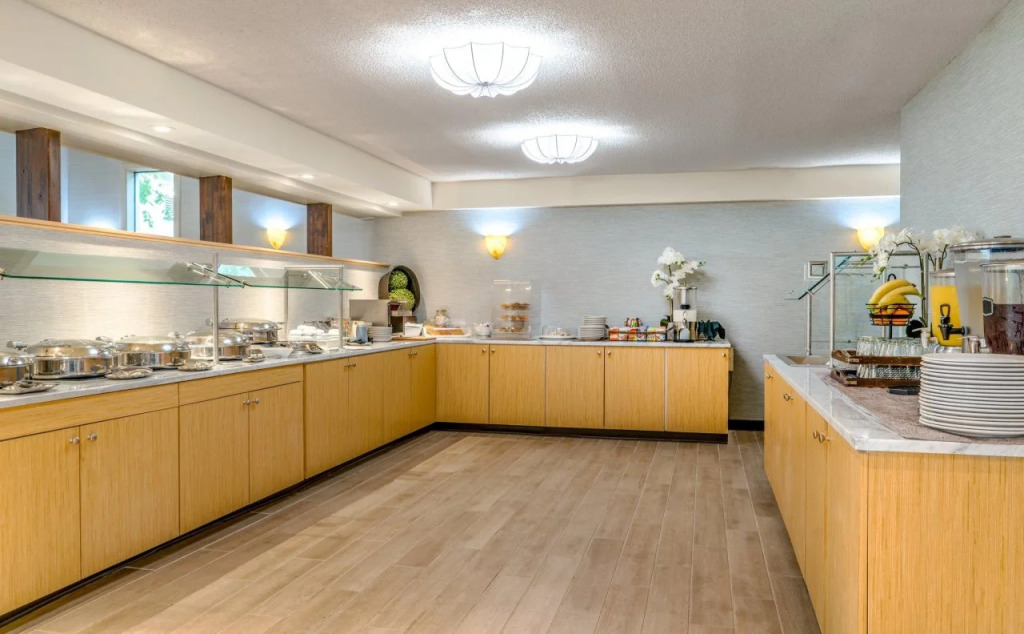 Holiday Inn Cape Cod - Hyannis by IHG