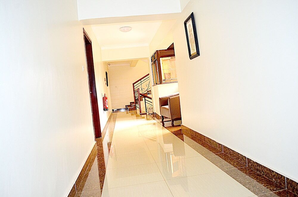 Maries Royale Hotel