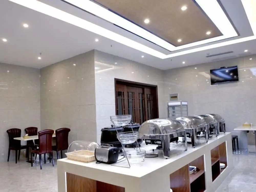 GreenTree Inn Nantong ChongChuan District ZhongNan Century City Express Hotel