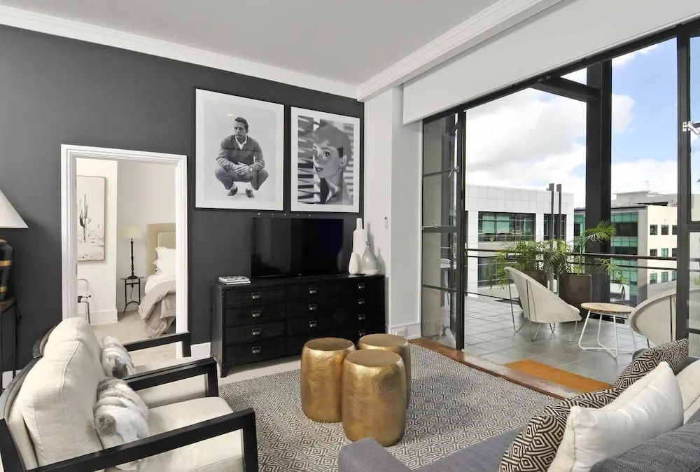 QV Executive Stylish Apartment - 853