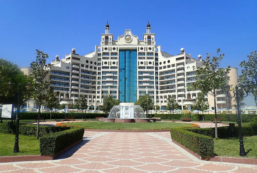 FM Deluxe 1-BDR Apartment in Sunset Resort