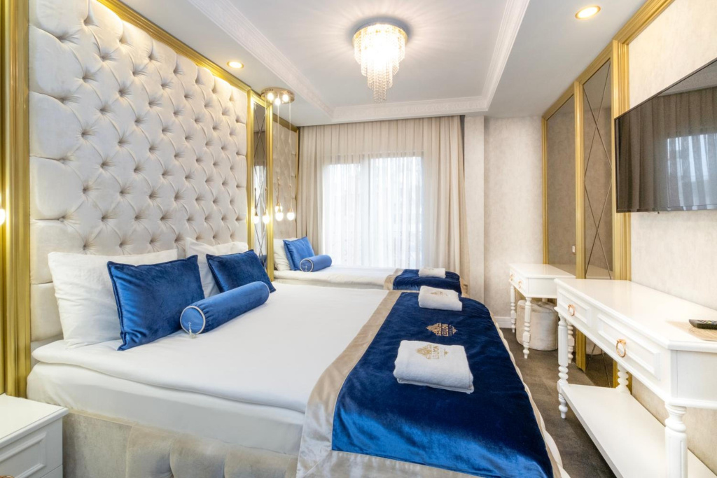 Leslion Luxury Hotel