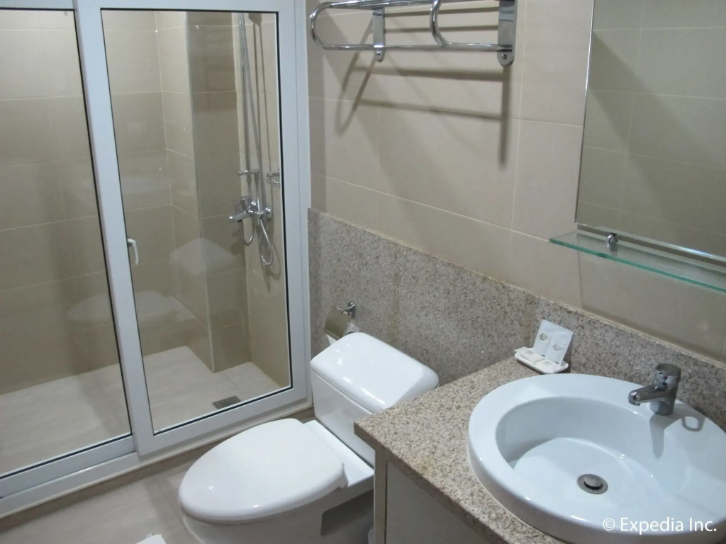 Leope Hotel