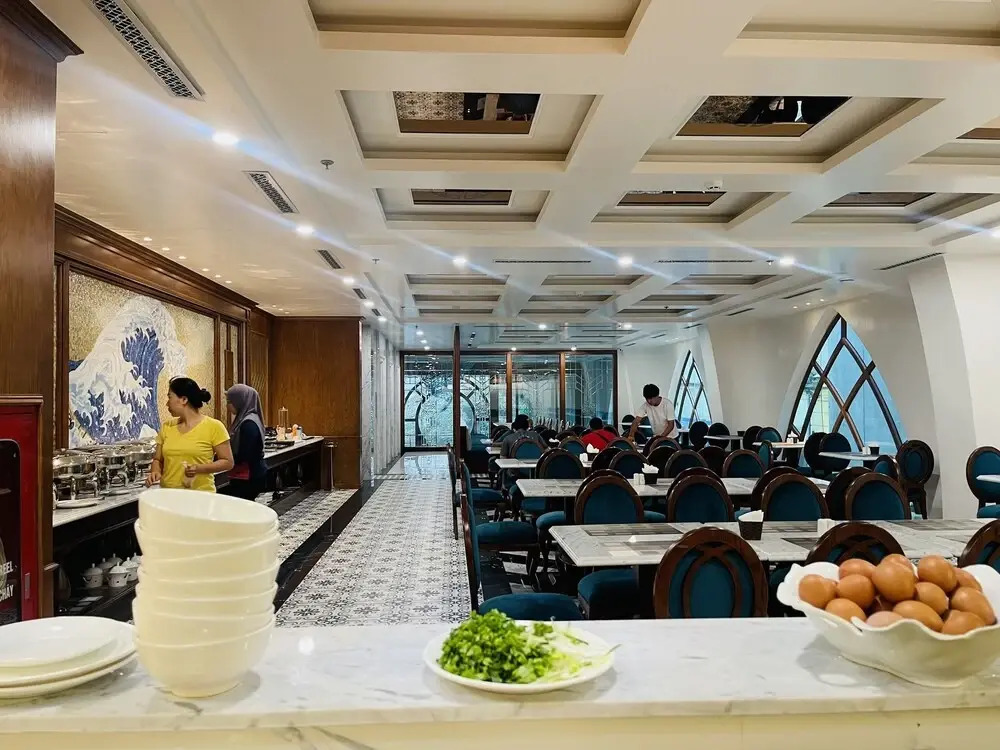 Imperial Boat Hotel