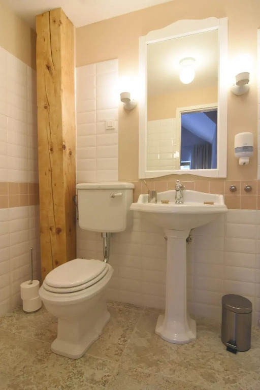 Janez Rooms
