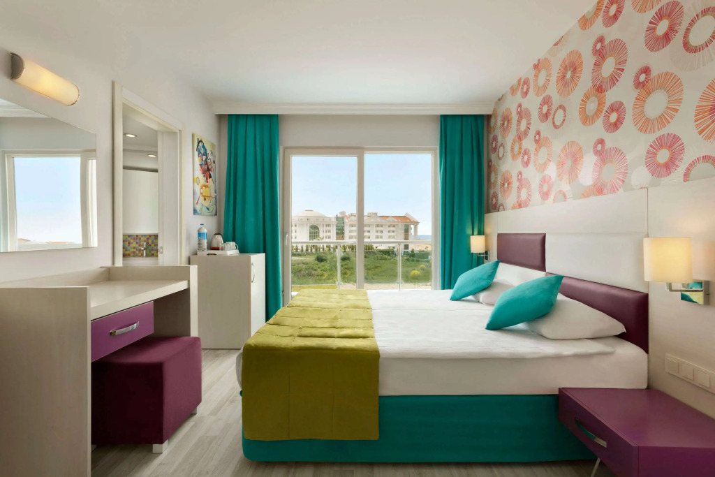 Ramada Resort Side
