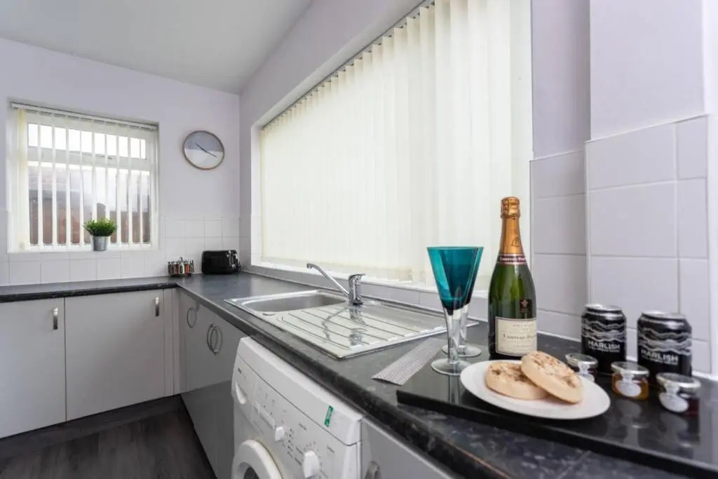 Winston House Stockton Central Workstays UK
