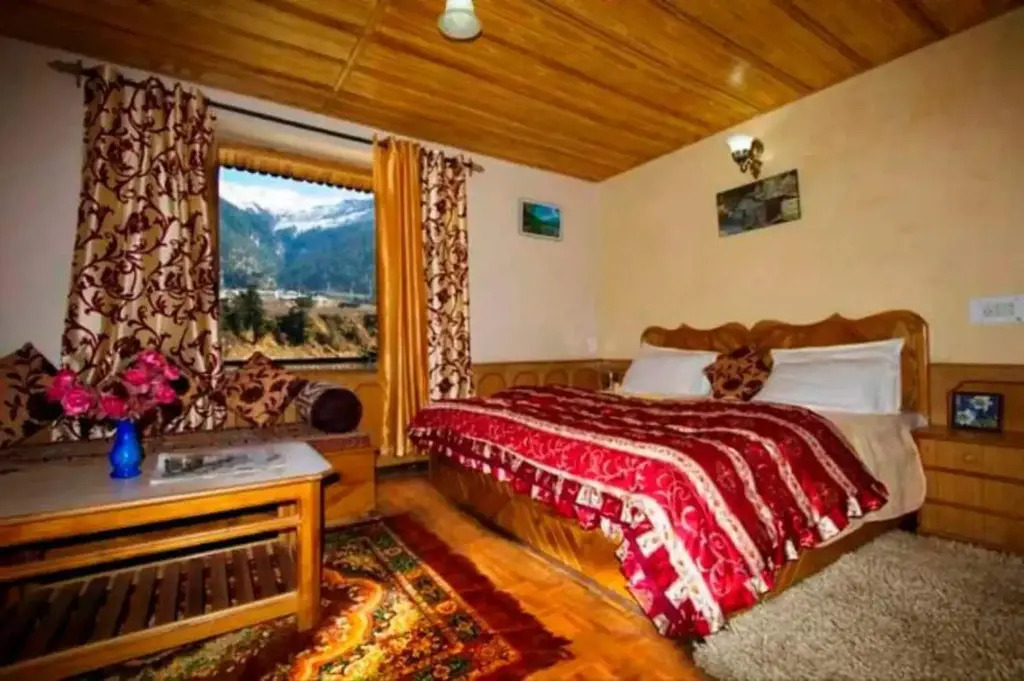 Hotel New River West Manali