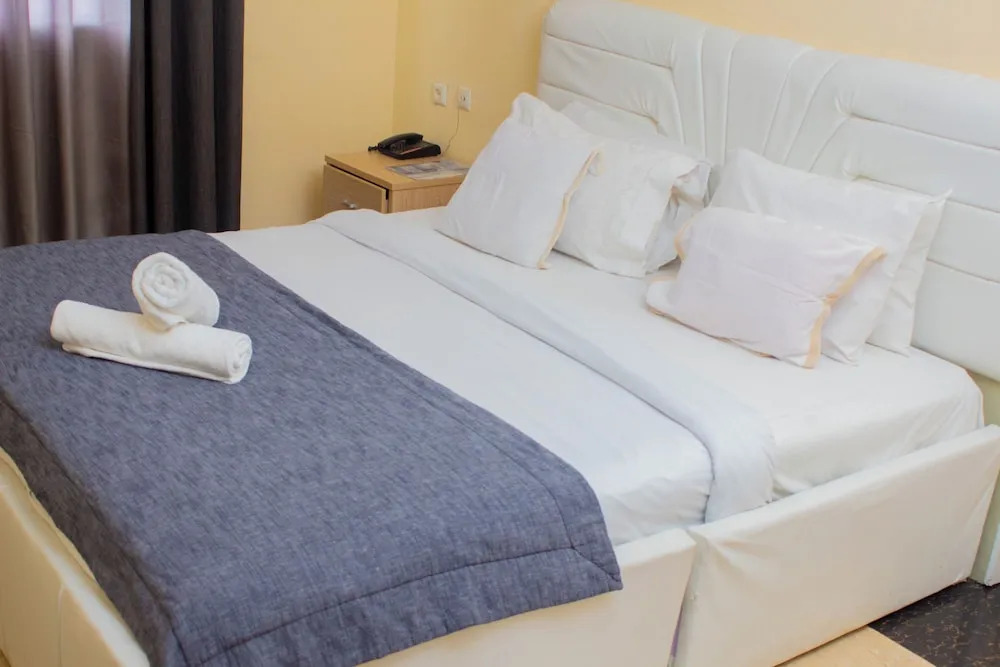 Hotel Llaell